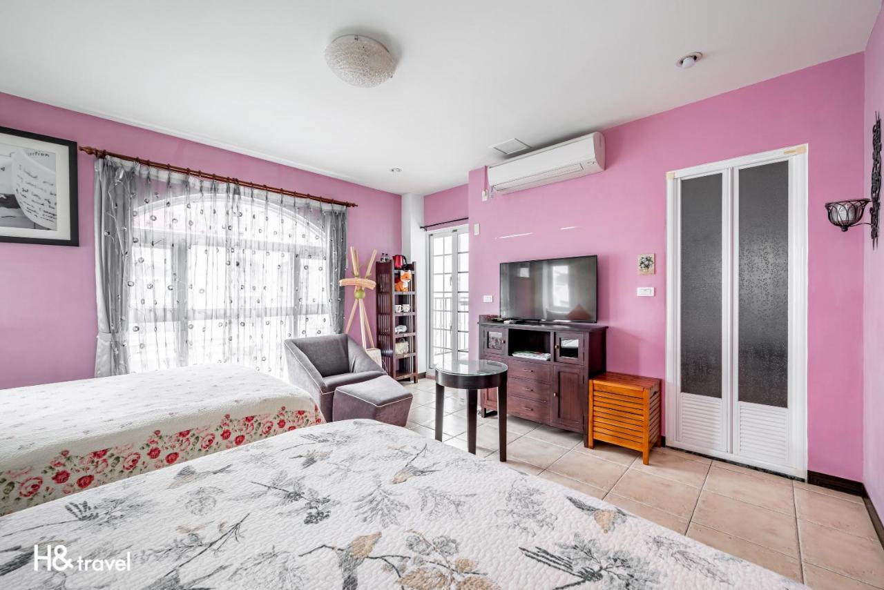 White Cotton Candy Homestay Hualien Eksteriør bilde