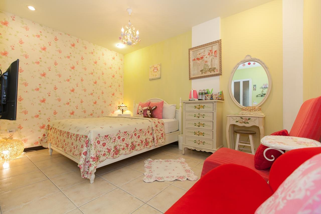 White Cotton Candy Homestay Hualien Eksteriør bilde