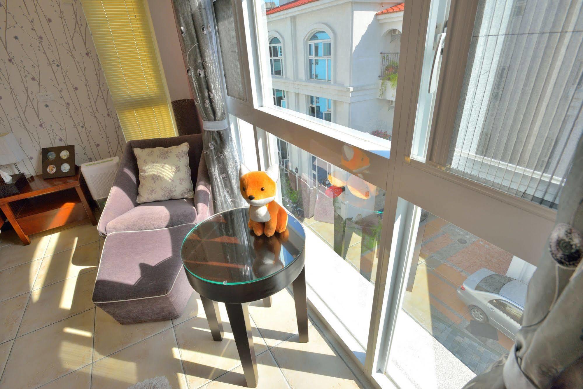 White Cotton Candy Homestay Hualien Eksteriør bilde